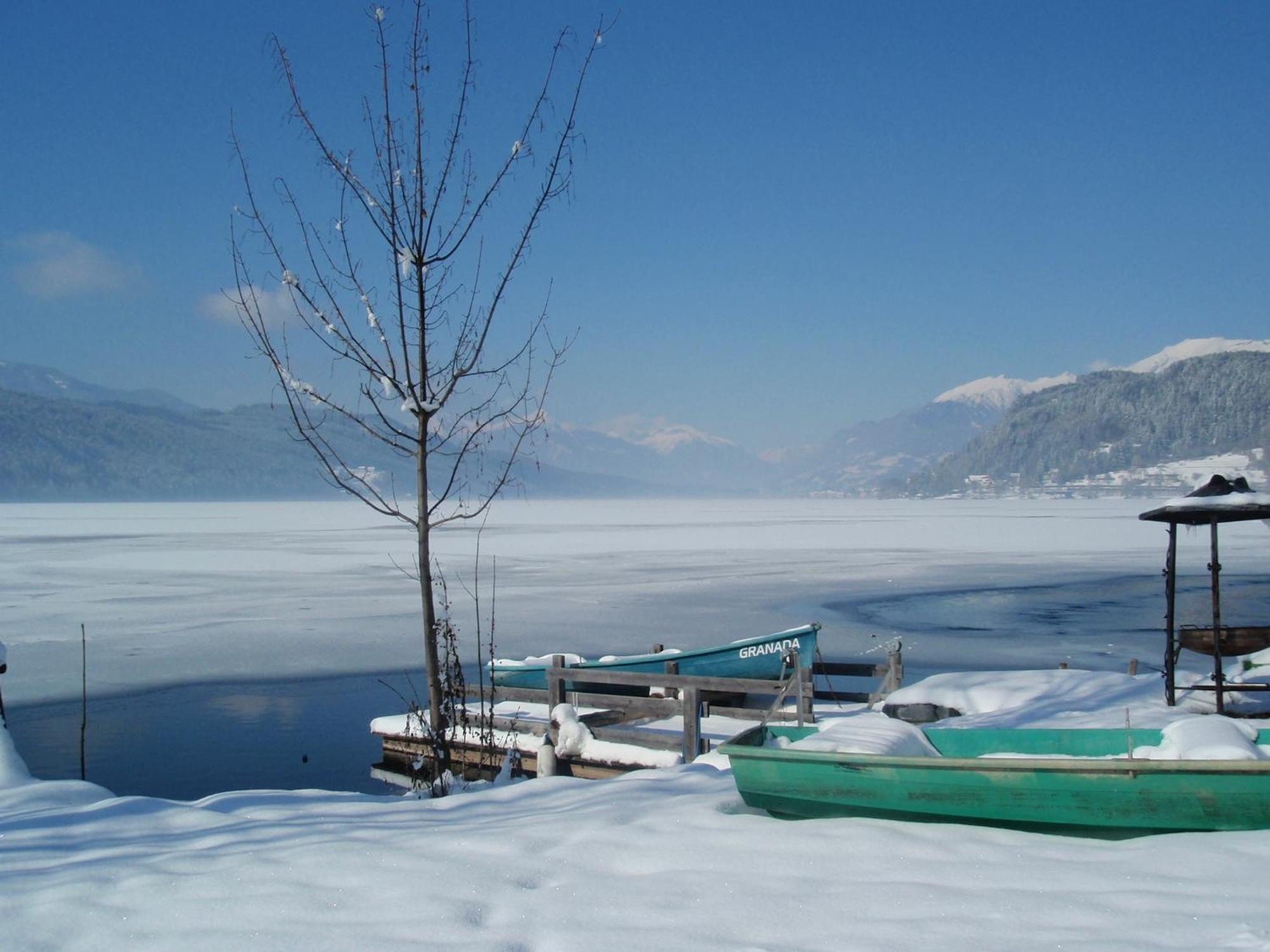 Ferienwohnungen Fischerhaus - Direkt Am See ミルシュタット エクステリア 写真