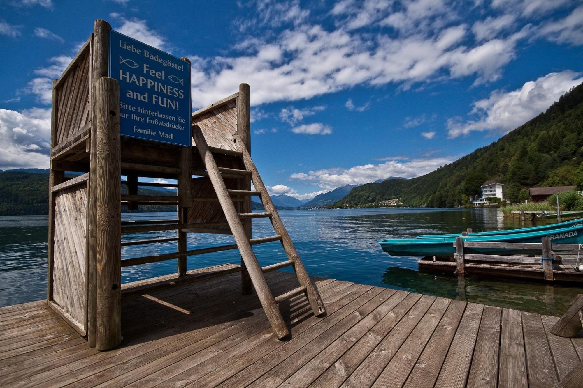 Ferienwohnungen Fischerhaus - Direkt Am See ミルシュタット エクステリア 写真