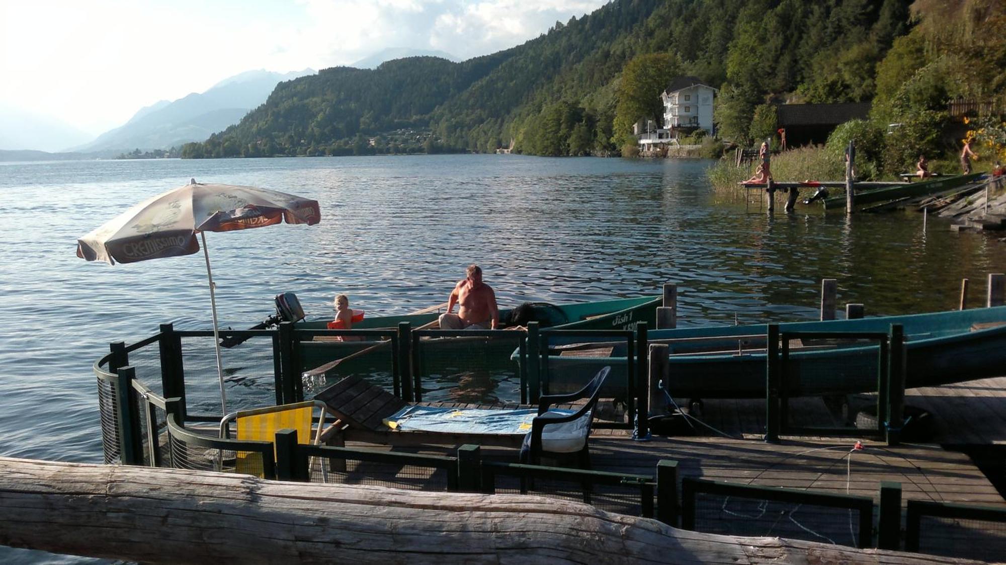 Ferienwohnungen Fischerhaus - Direkt Am See ミルシュタット エクステリア 写真