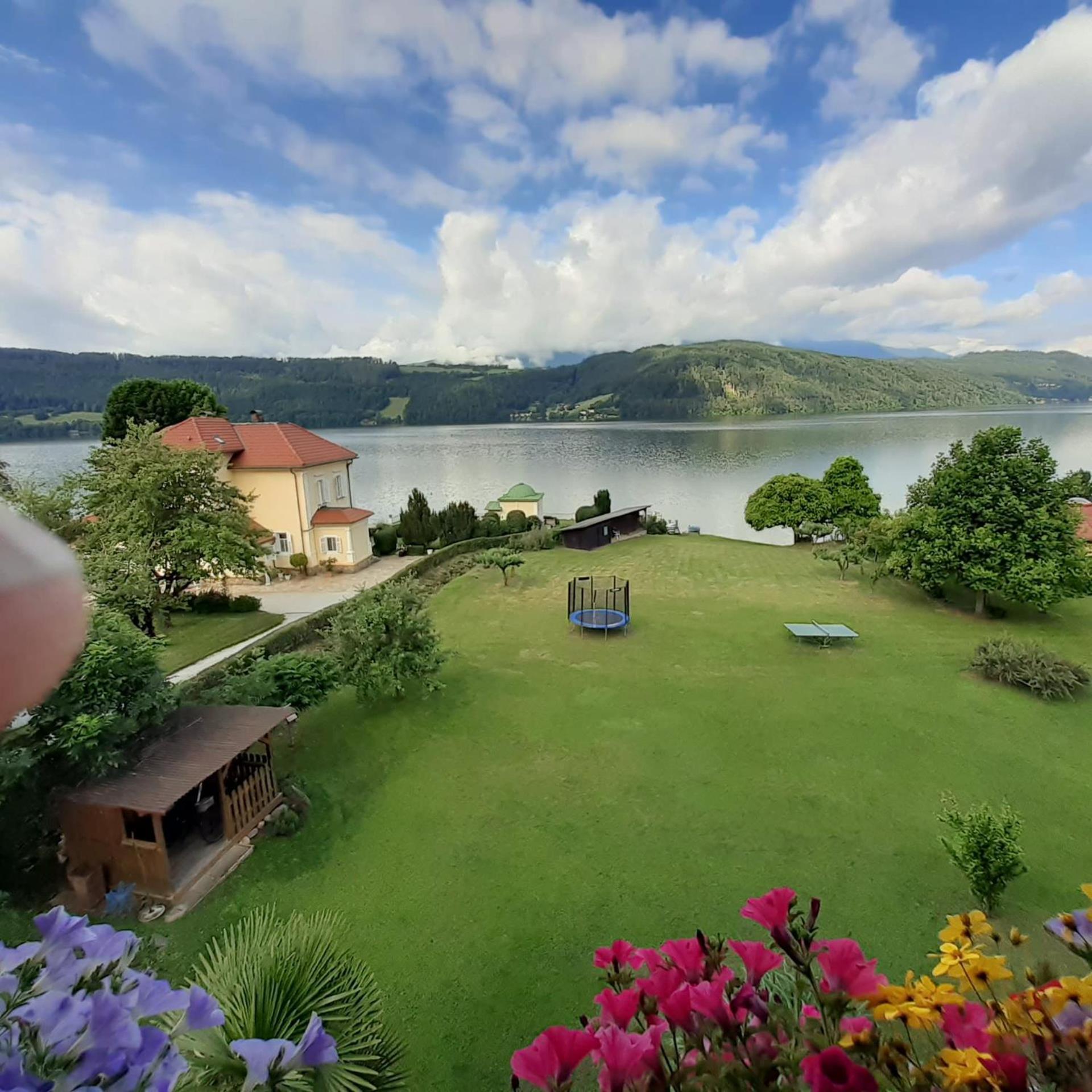 Ferienwohnungen Fischerhaus - Direkt Am See ミルシュタット エクステリア 写真